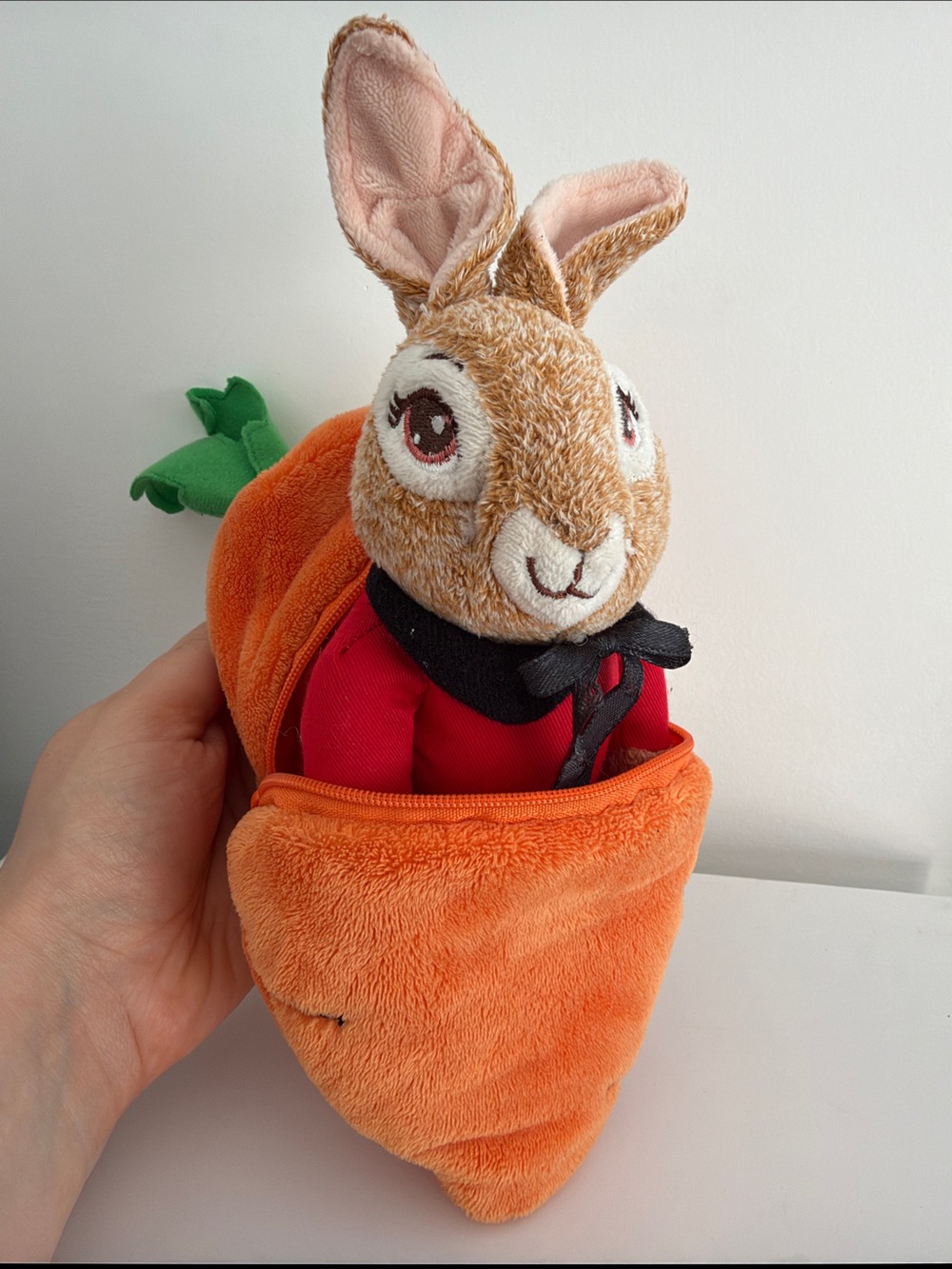 2021 Beatrix Potter Classic PETER RABBIT 5" Flopsy Plush Carrot Car